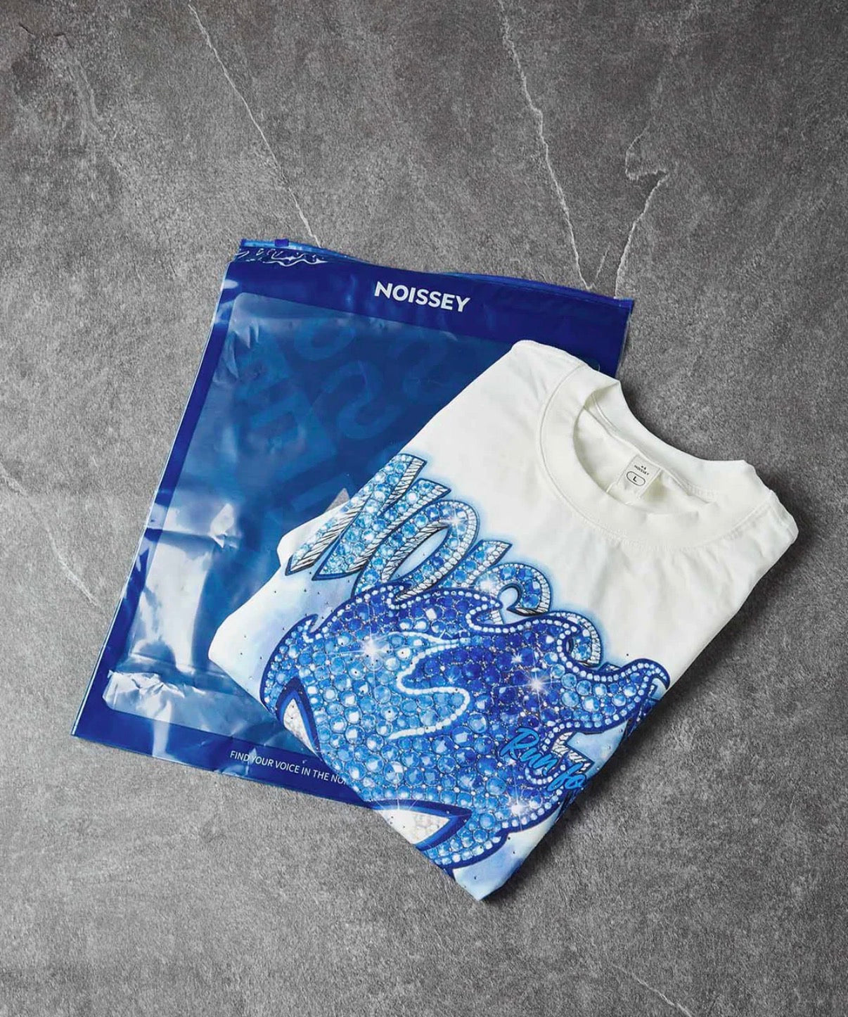 T-Shirt NOISSEY