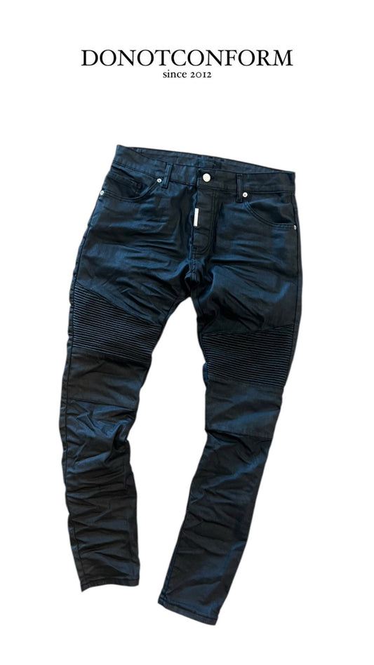 Jeans Do Not Conform