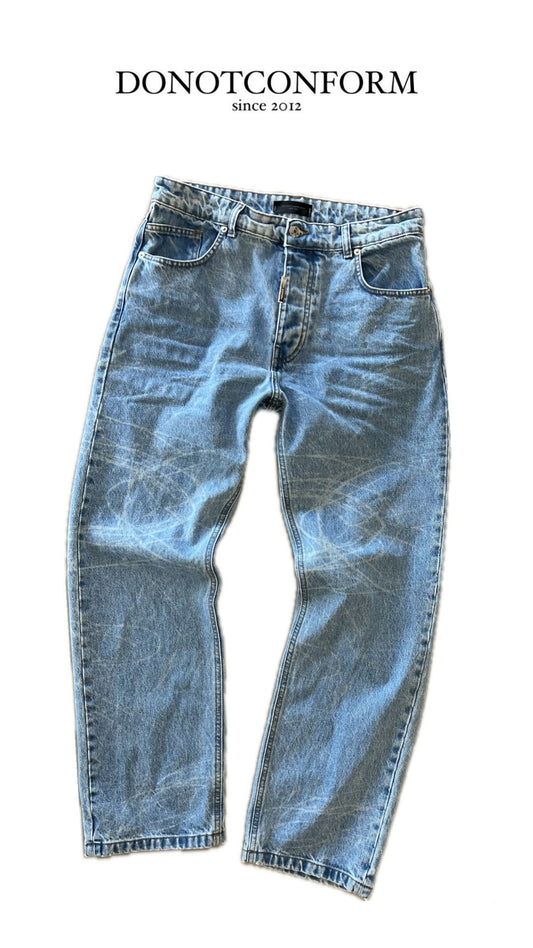 Jeans Do Not Conform