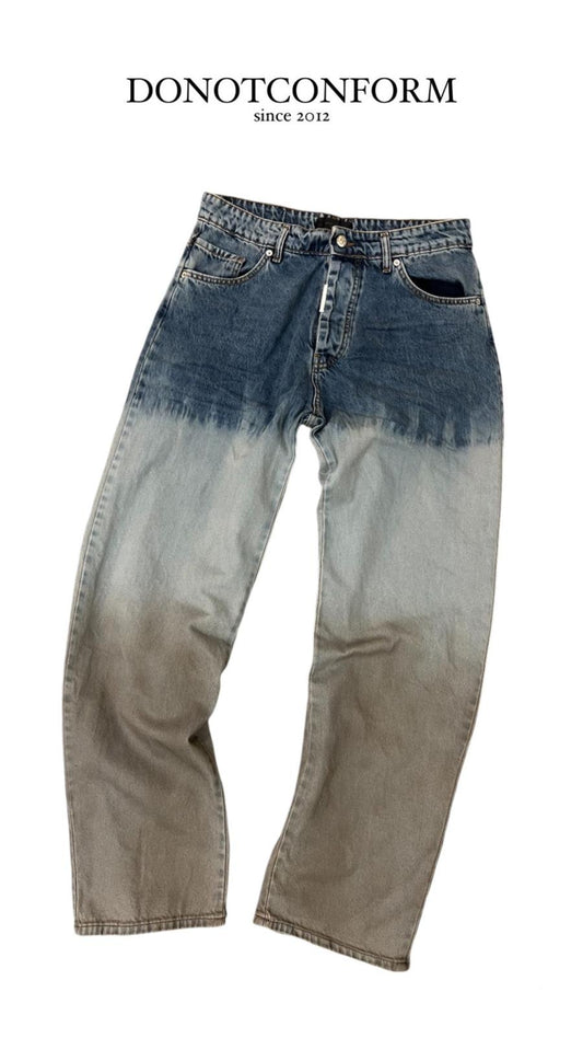 Jeans DONOTCONFORM